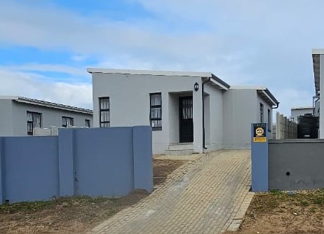 2 Bedroom Property for Sale in Pacaltsdorp Western Cape